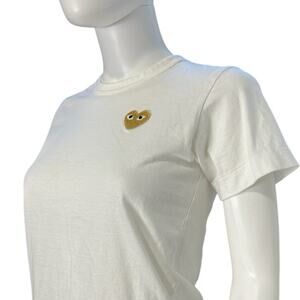 Play Comme des Garcons White Gold Heart Applique T-Shirt Tee Size Small